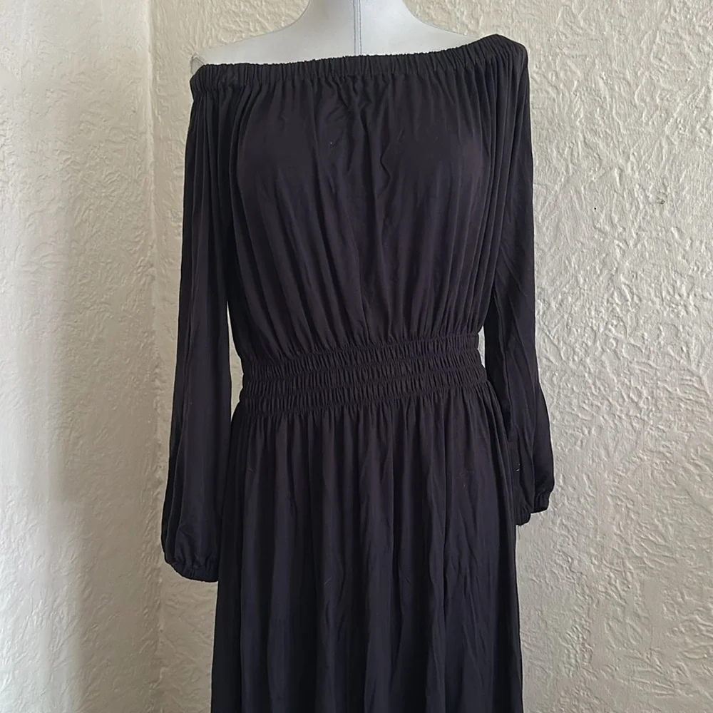 Ann Taylor Black Off the Shoulders Smocked Jersey Dress Large NWT - Picture 2 of 8